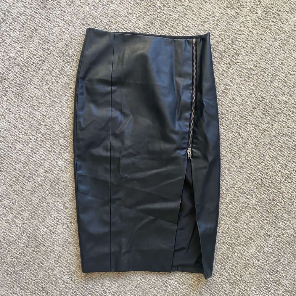 Faux leather pencil skirt